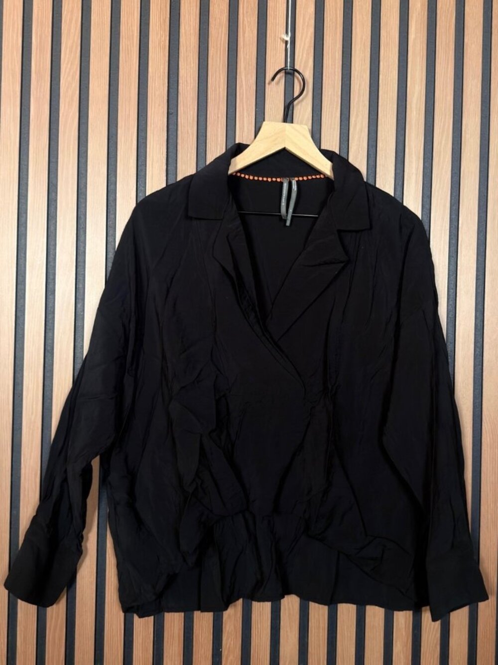 Anthropologie Shirt Small Womens Black Relaxed Fit Long Sleeve Collared